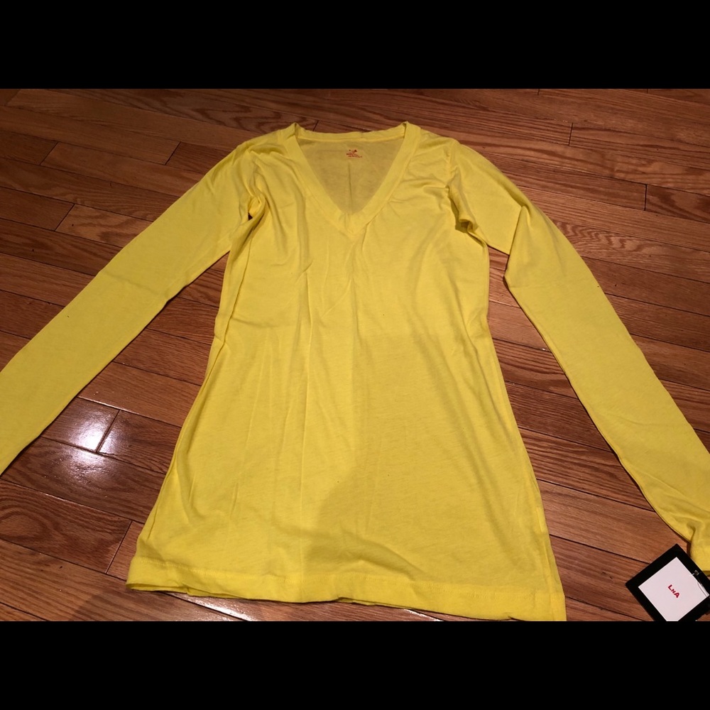 LNA v-neck long sleeve